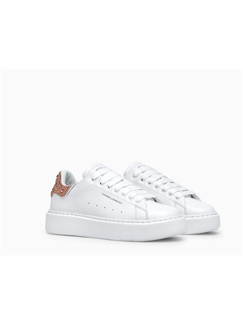 sneakers crime london | 2870910